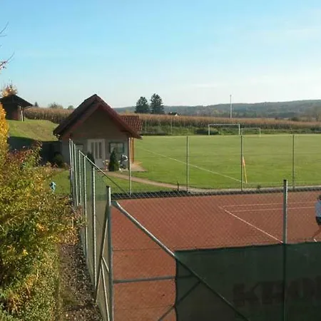 בית נופש Ferienhaus Am Schlosshang *