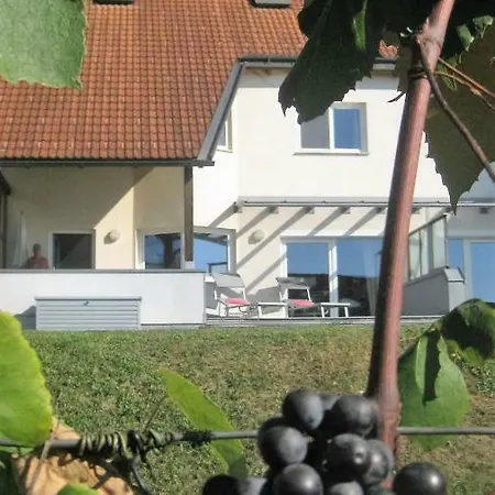 בית נופש Ferienhaus Am Schlosshang
